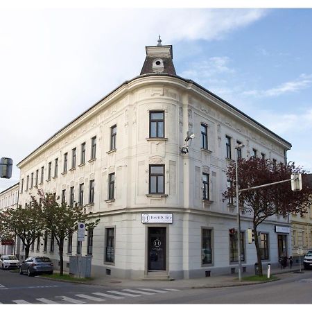 Twenty Five - Work & Life Apartments Амщетен Екстериор снимка