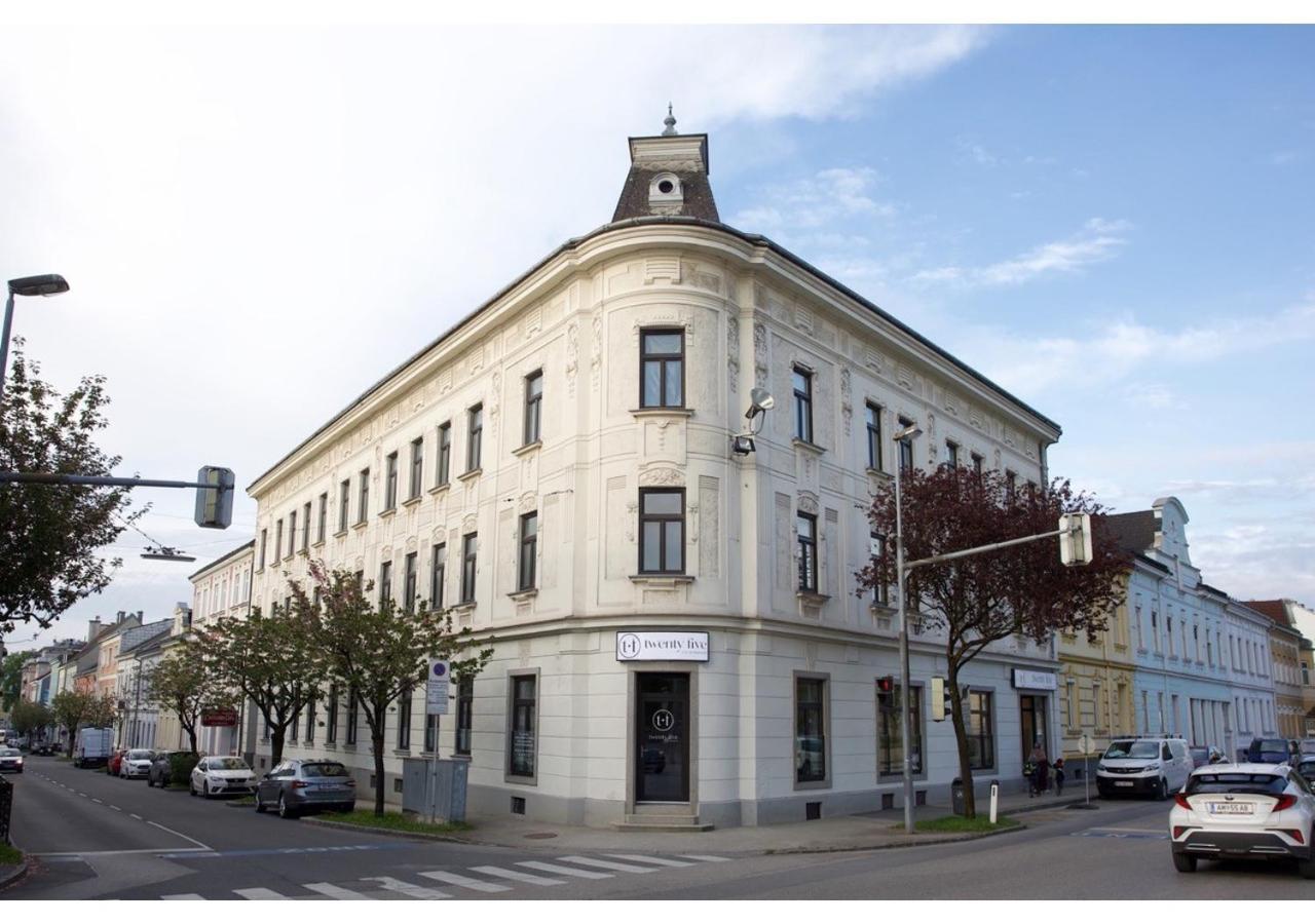 Twenty Five - Work & Life Apartments Амщетен Екстериор снимка
